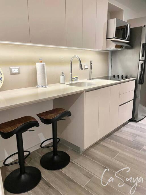 Casuya Airali Apartments With Heated Pool, Gym In City Center 危地马拉 外观 照片