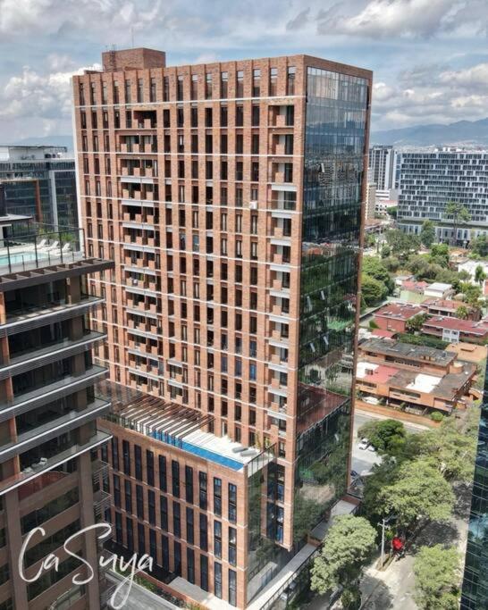 Casuya Airali Apartments With Heated Pool, Gym In City Center 危地马拉 外观 照片